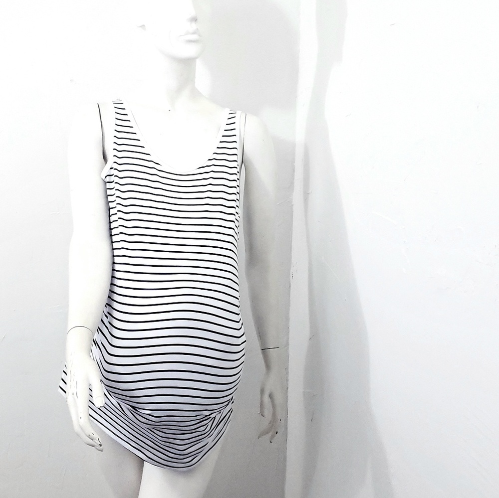 NWT Time and Tru Maternity Tee Shirt